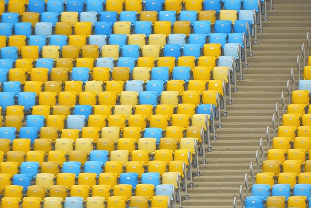 同样面临类 同样面临类